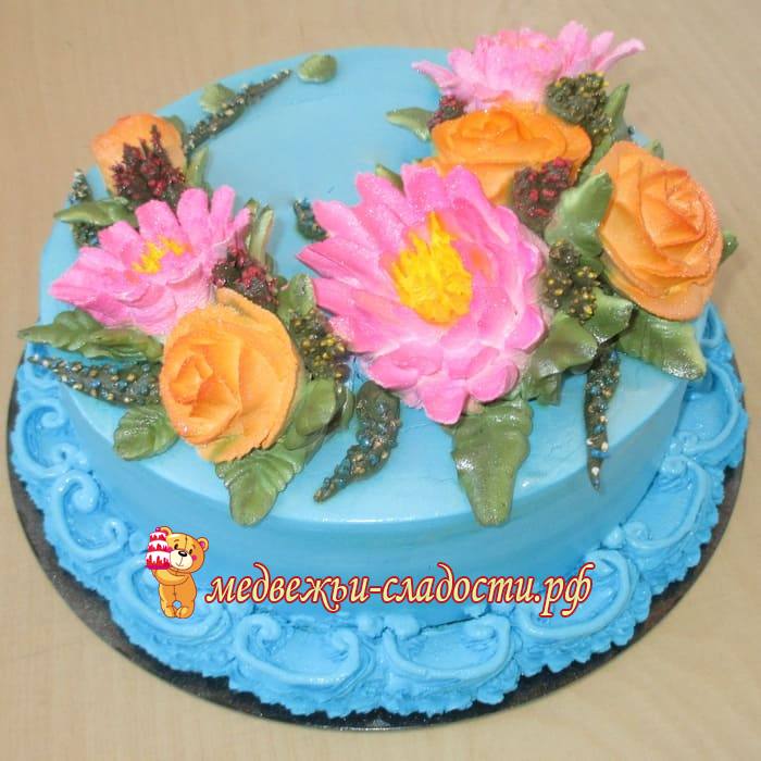 Торт с букетом цветов, цветы из крема в китайской технике, в малазийской технике 